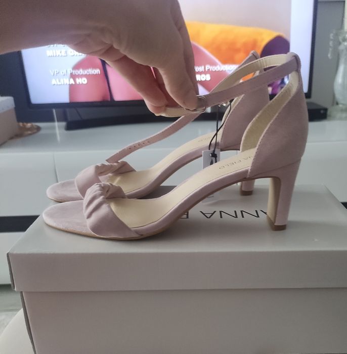 Sandale piele întoarsă roz nude