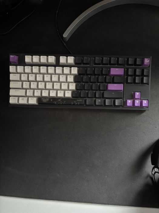 Gaming компютър с периферия!!!