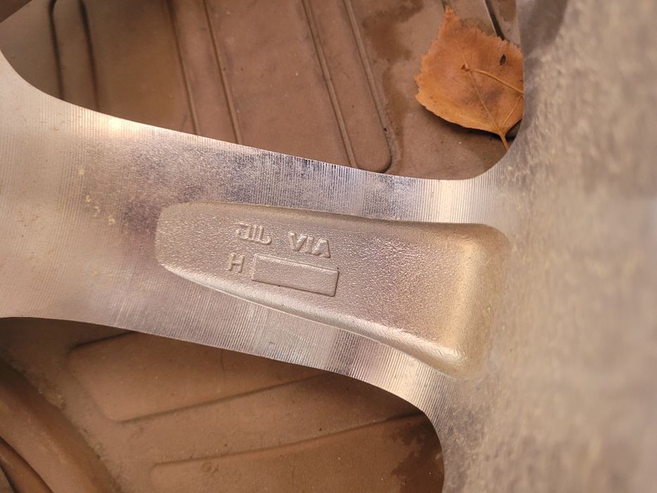 Диск легкосплавный