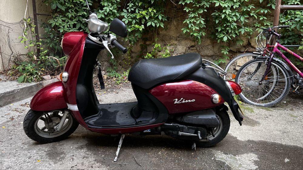 Scuter Yamaha Vino 2004, 50cc