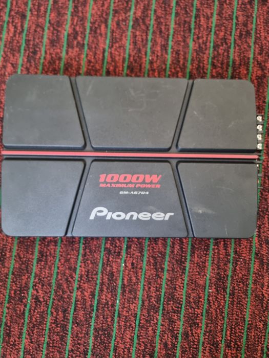 Pioneer GM-A6704