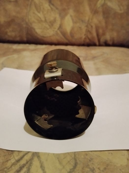 Tips evacuare, ornament evacuare