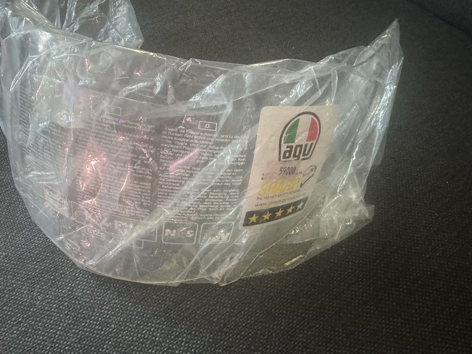 Продам новые визоры AGV и HJC ( Harley Davidson )