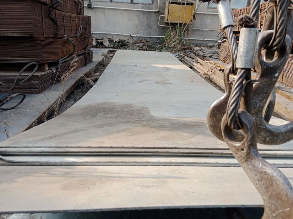 Сталной лист рефлени оцинкованый 6мм