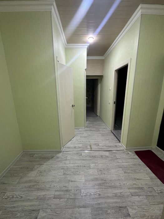 Srochna
Kvartira sotiladi: 
 9-mikra rayon
Arentir Prakratura
2 xonali