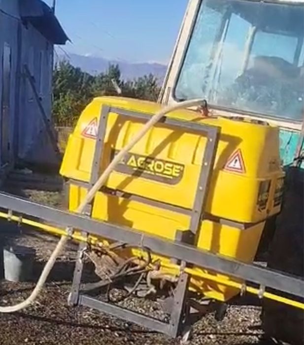 Опраскиватель, Почти новый практически не использовался