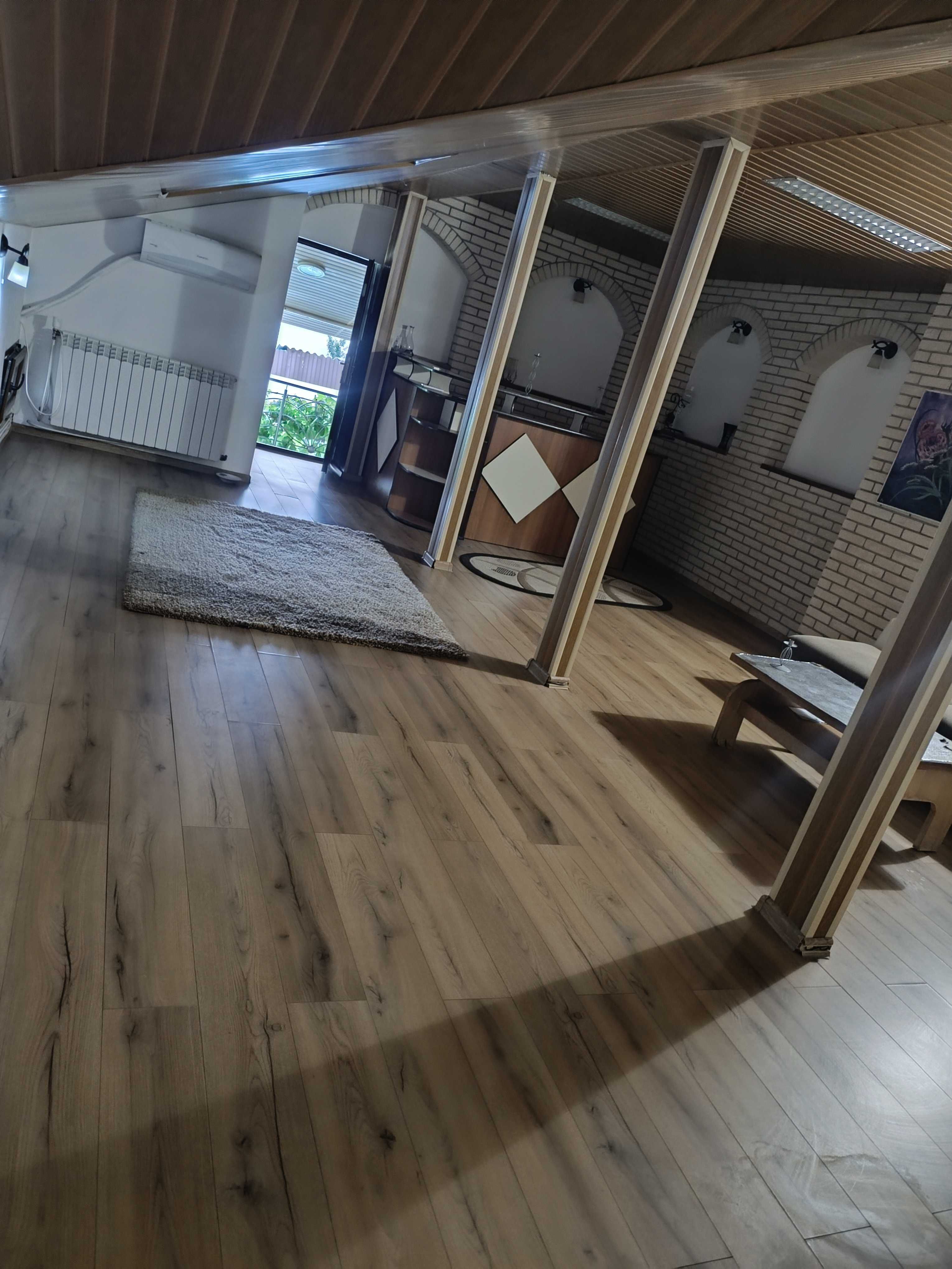 Apartament de inchiriat la casa