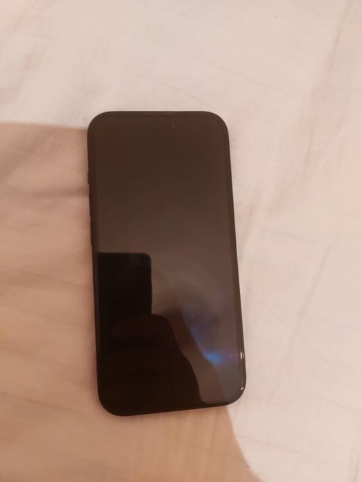 Iphone 15  black  128 gb
