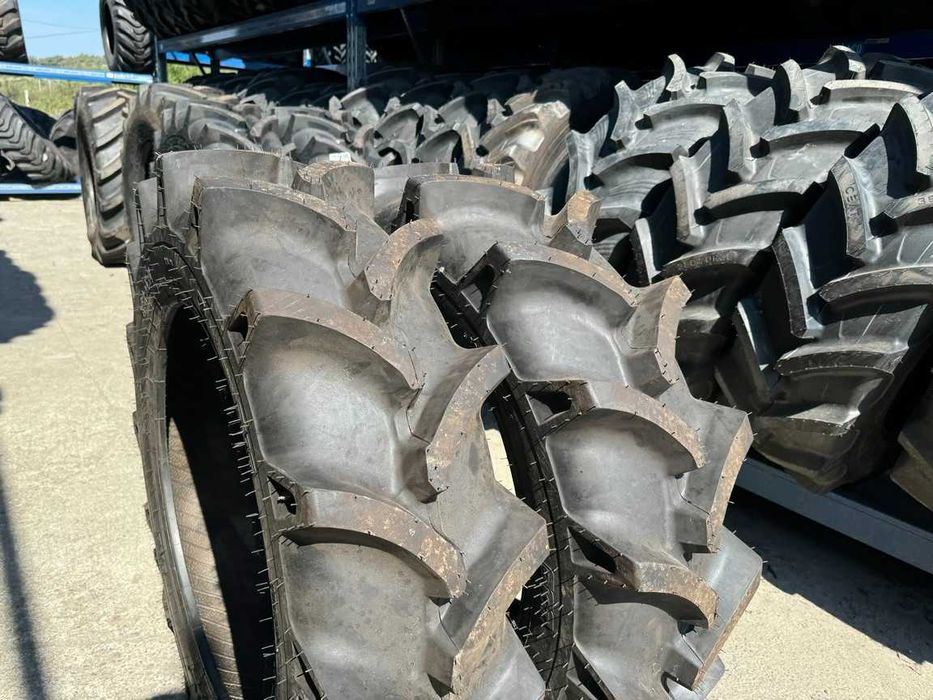 11.2-26 cu 8 pliuri cauciucuri noi marca BKT pentru tractor japonez