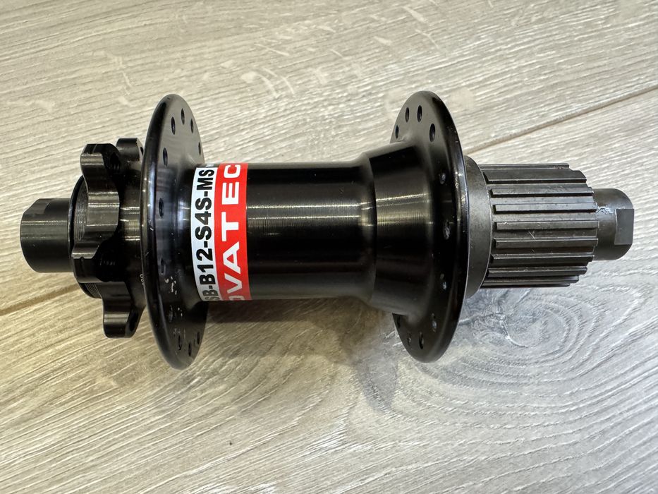 Новая втулка для велосипеда задняя Novatec D442SB, MS, 148х12мм Boost