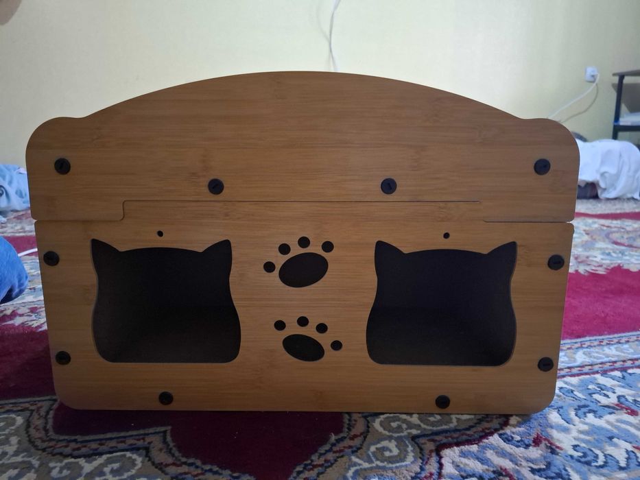 Кошачий домик (когтеточка)