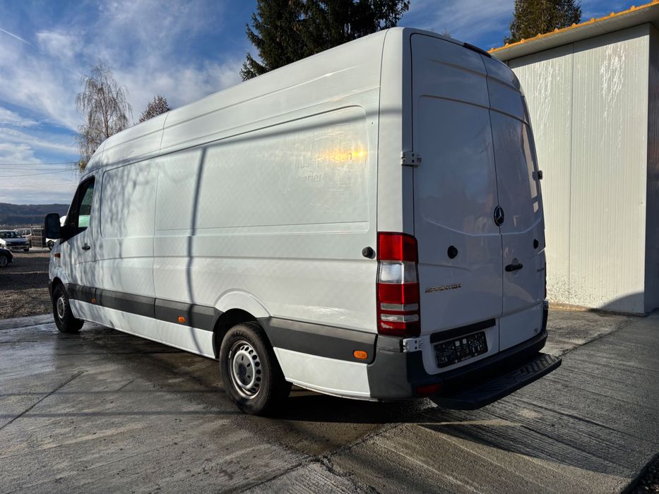 Mercedes Benz Sprinter