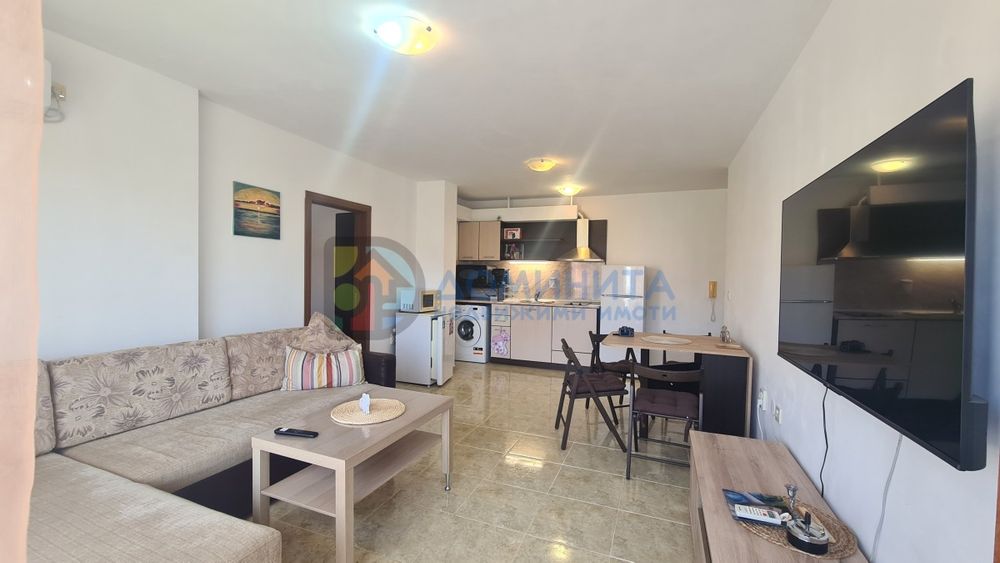 Продава се Двустаен апартамент в Приморско - 64 кв.м за 1171 €/кв.м - Снимка #10