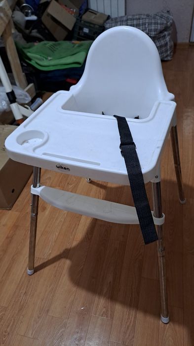 Отдам стульчик для кормления. В отл. сост. От плитки шокол.не откажусь