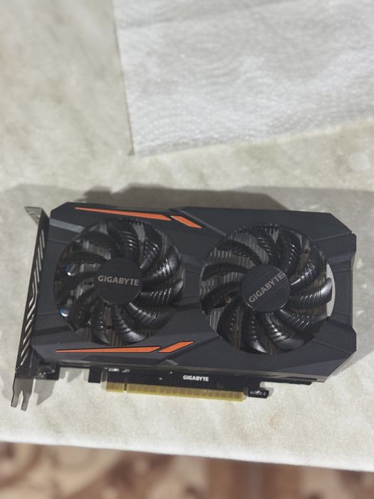 Продам видеокарту GIGABYTE GEFORCE GTX 1050ti