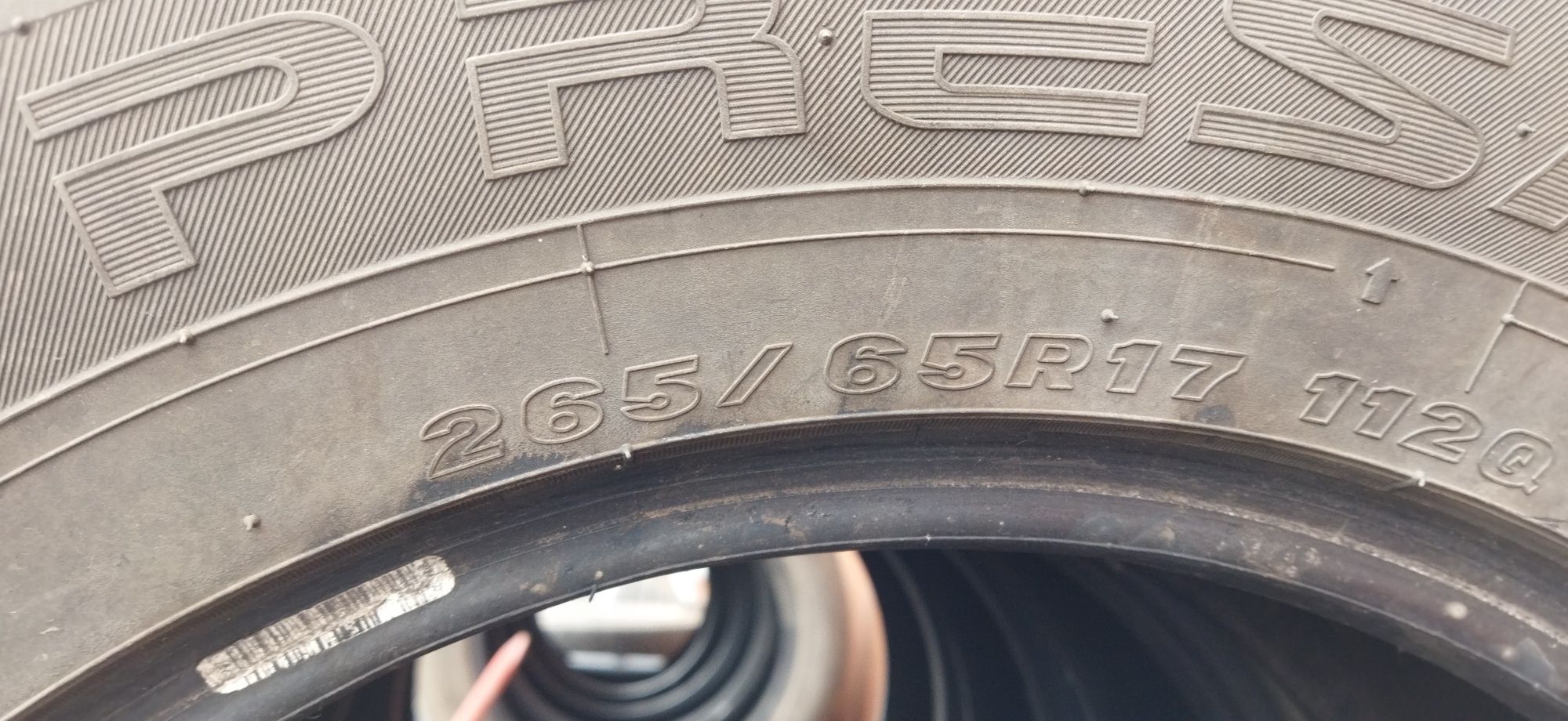 Продам комплект шин R17