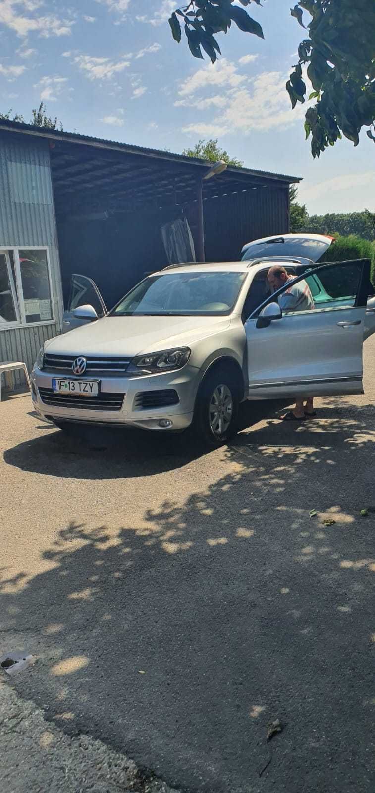 Vand Volkswagen Touareg stare f.buna de functionare.