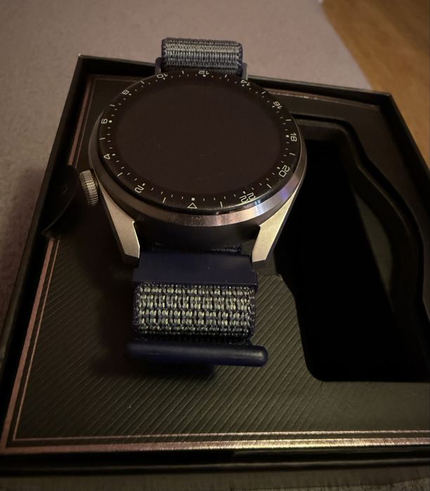 Смарт часовник Huawei watch 3 pro