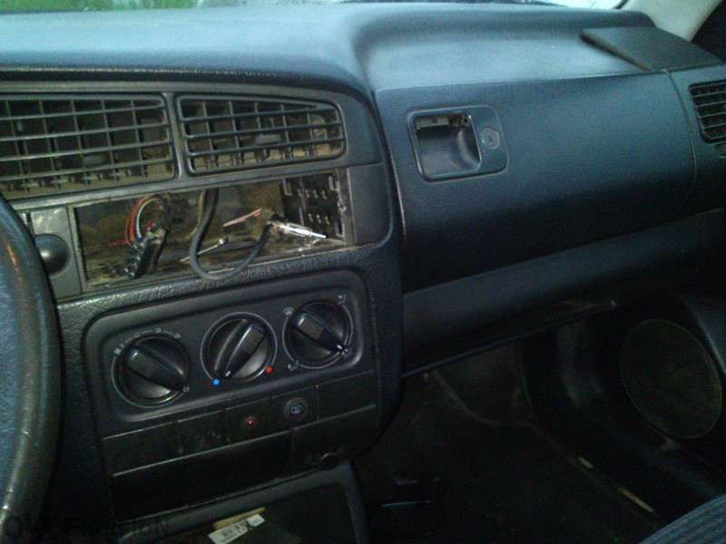 Два Vw Golf(Фолксваген Голф) 3 1.8i и 1.9 SDI на части