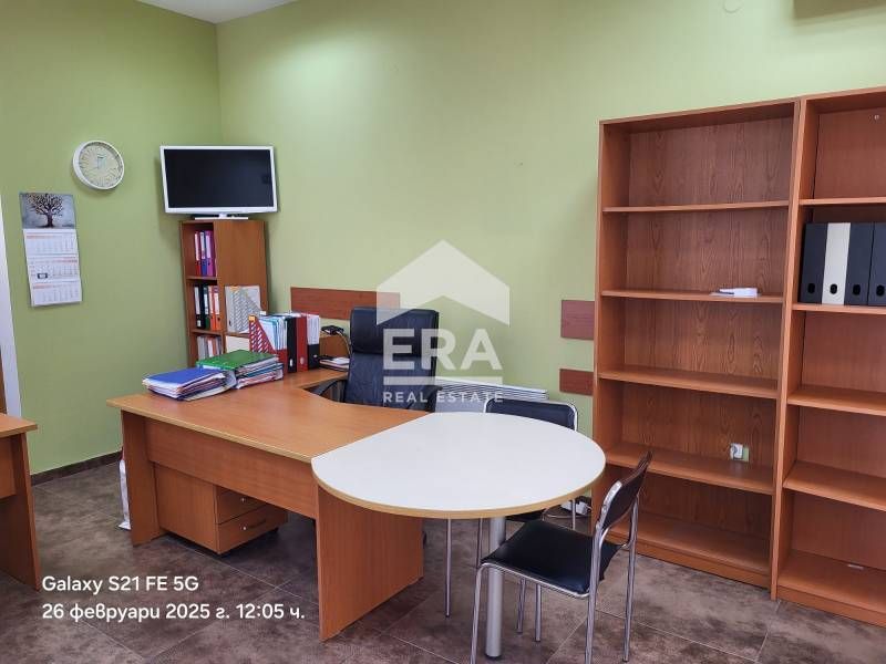 Дава се под наем Офис в Варна, Чаталджа - 42 кв.м за 382.5 € - Снимка #1