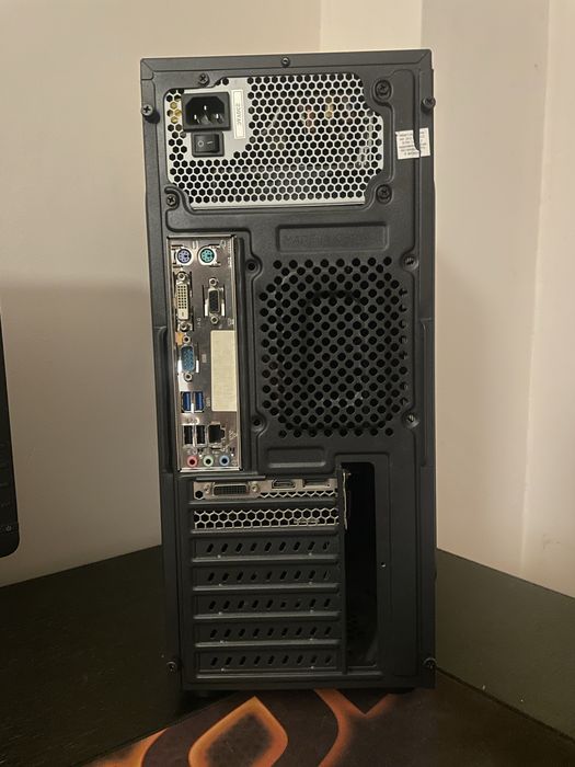 Настолен геймърски компютър i5-4460,1050Ti,SSD
