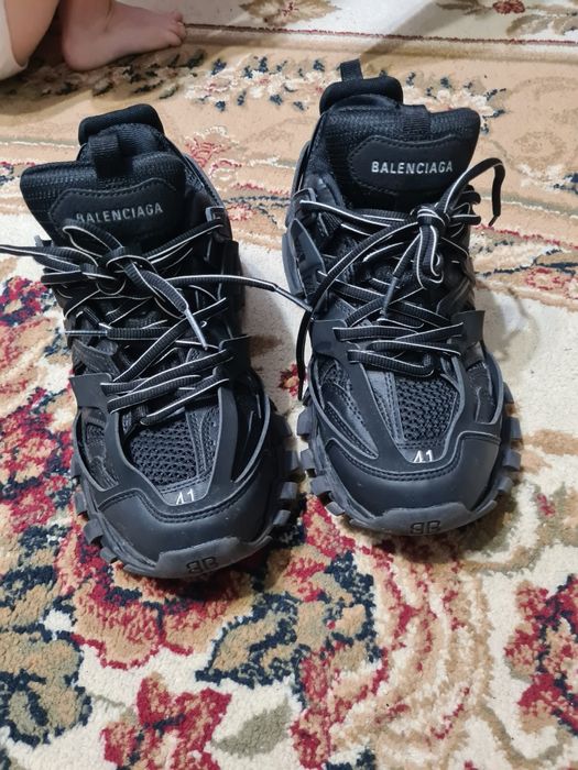 Balenciaga tracks
