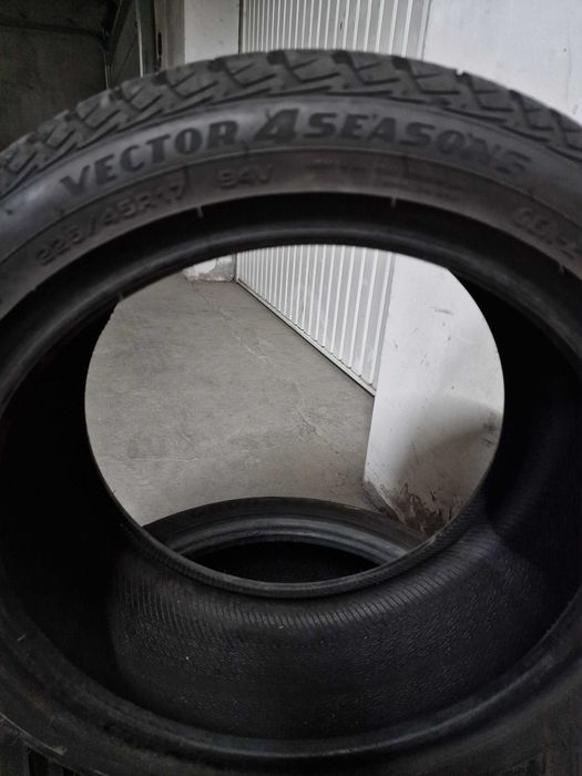 Всесезонни гуми "GOODYEAR" 225/45/17