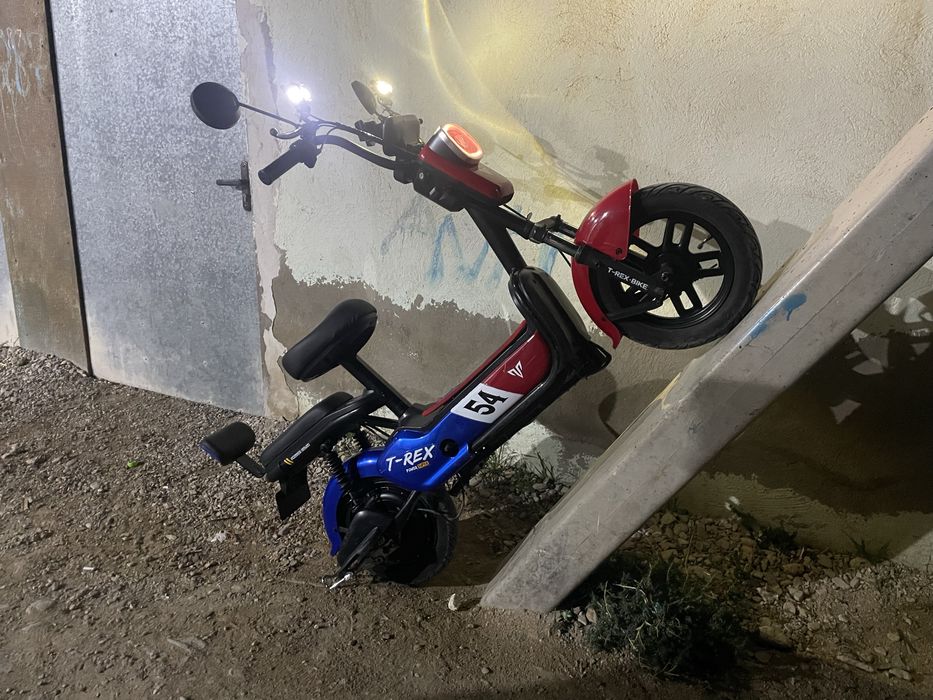 Элэктроскутер Т-Rex bike Актау Обмен айфон,элэктросамокат,мопед