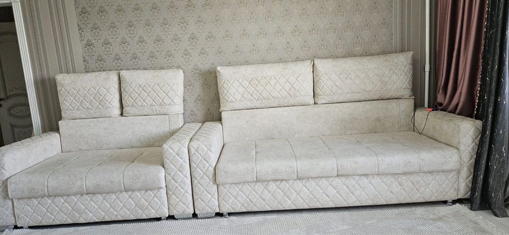 Продам диван в отличном состояний