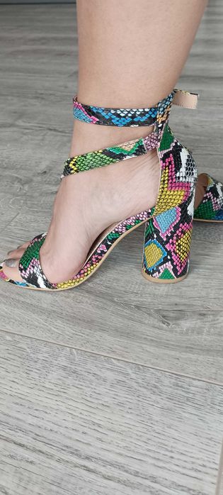 Сандали елегантни и стилни