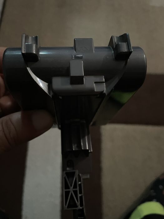 Baterie Dyson sv11 defecta