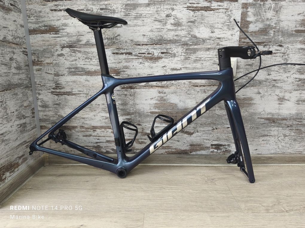 Карбоновa шосейна рамка Giant TCR Pro 0 Disc 2024 | S