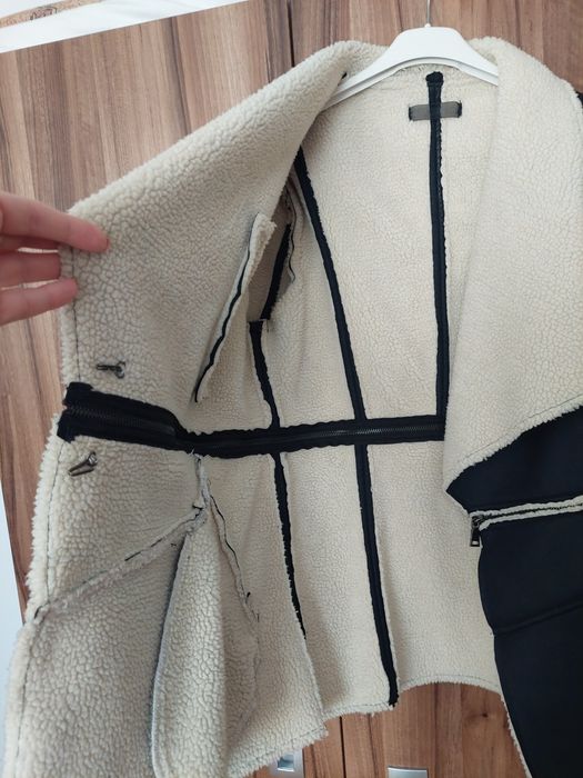 Cojoc purtat de 2 ori, nou