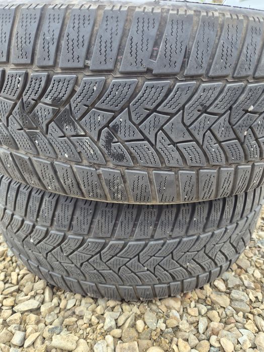 Cauciucuri iarna m+s 215 55 17 Dunlop dot 2021