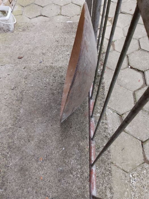 Продавам дървени нощви