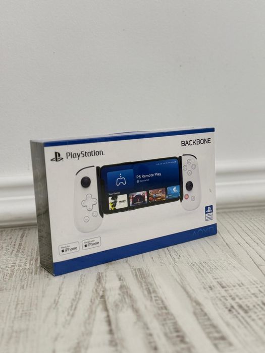 Backbone One Playstation Cu fir Gamepad pentru iOS Alb NOU SIGILAT