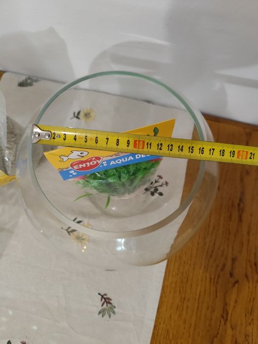 Bol pentru pestisori