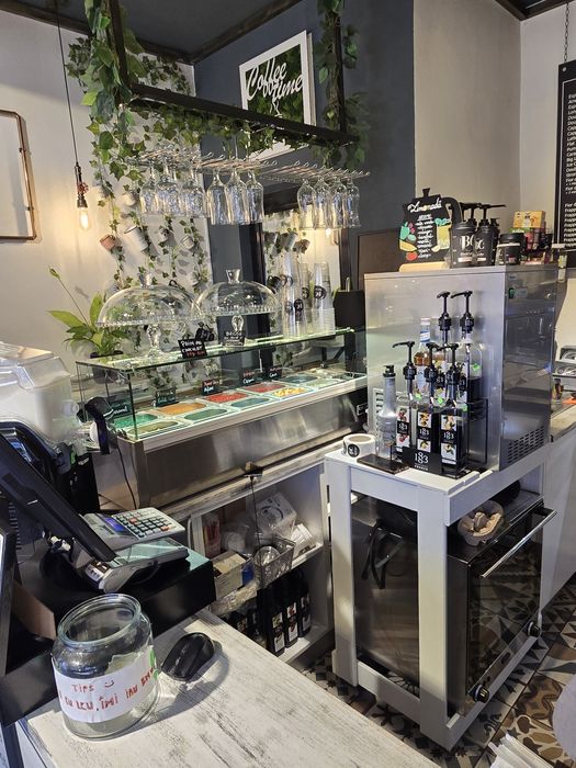 Vand echipamente cafenea / coffee shop