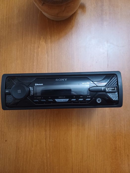 Автомобилно радио SONY