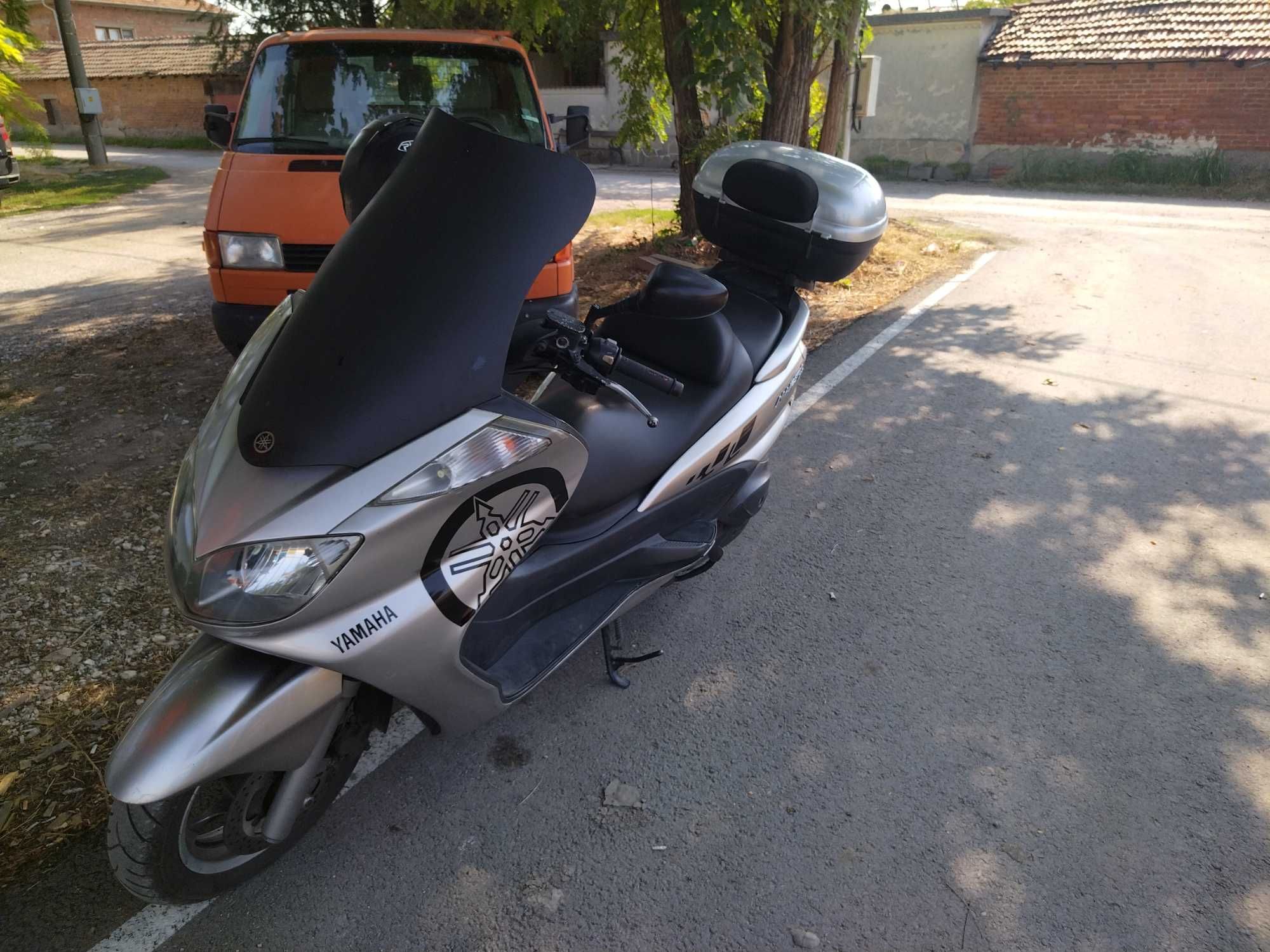 Yamaha majesty 400