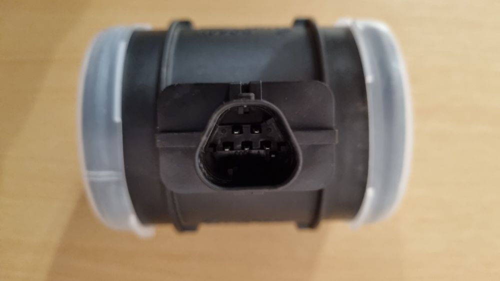 Debitmetru Opel Astra J 1.7 CDTi GM55561912