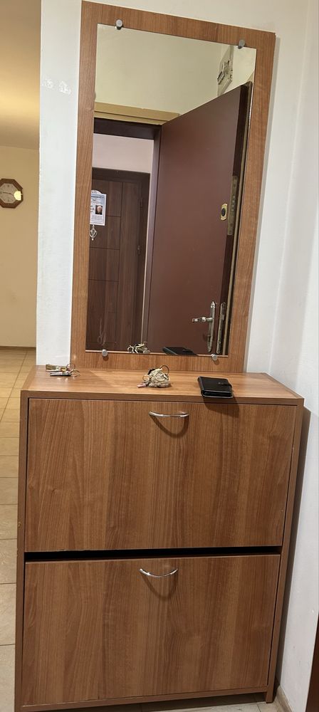 Гардероби / секции / шкаф и огледало антре