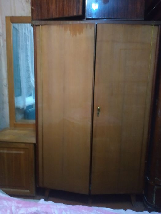 Шкаф отдам даром