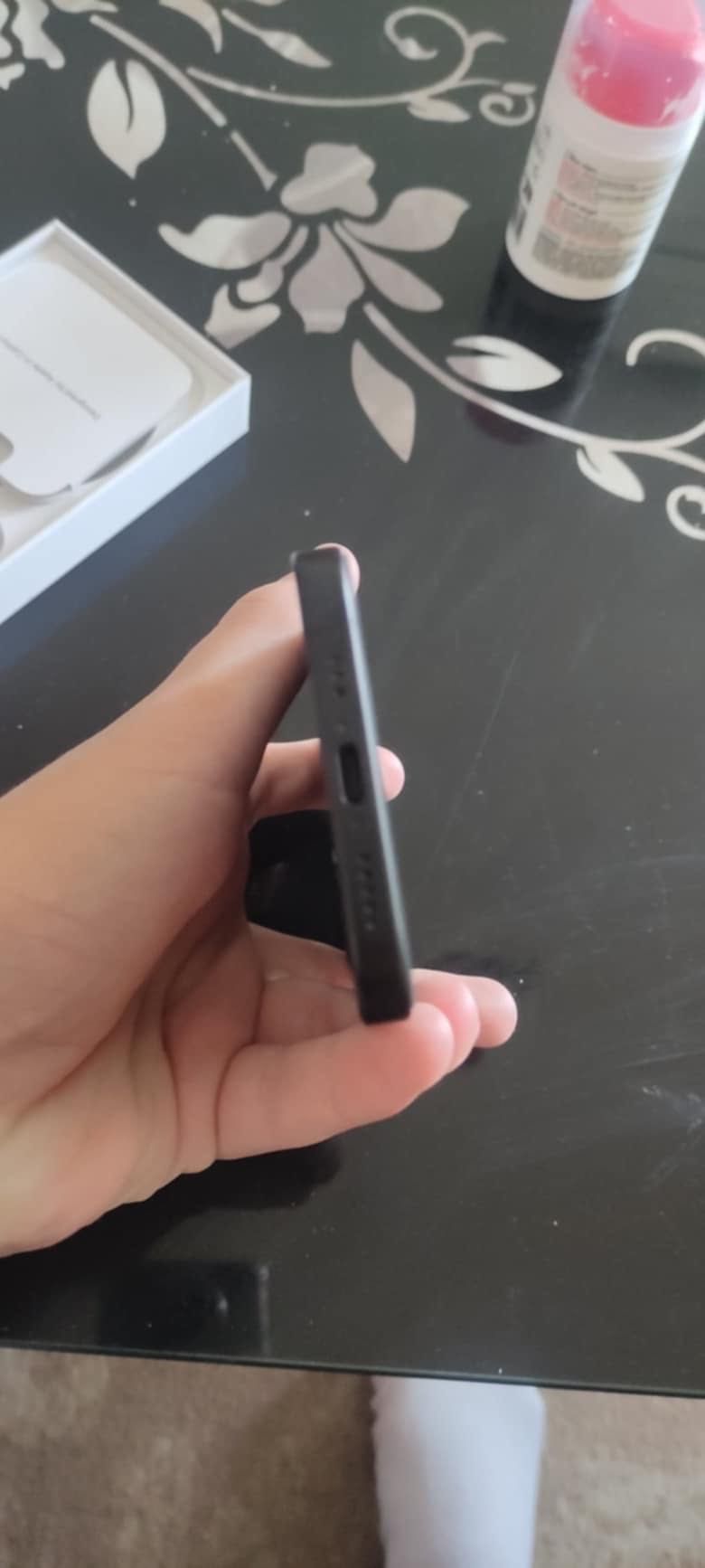 iPhone 15 с гаранция  цена по договаряне