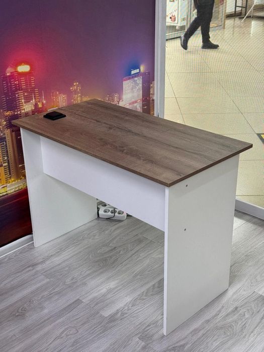 Продам новый письменный стол рабочий стол офисный стол