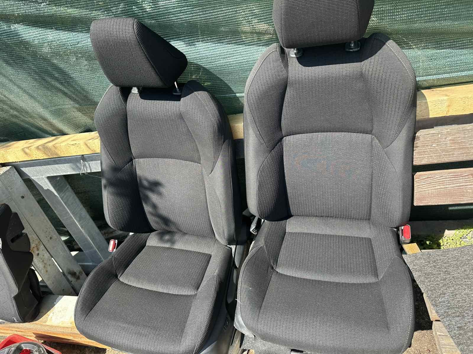 Седалки за Toyota RAV4 и за Toyota C-HR