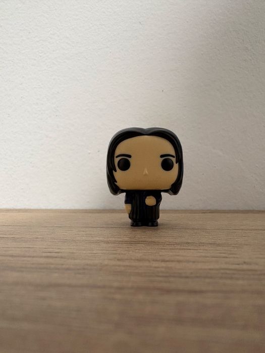 Продавам kinder фигурки