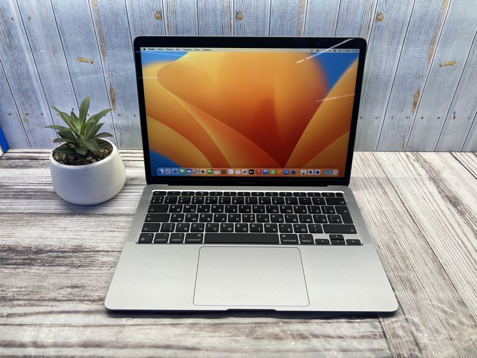 Ноутбук Apple MacBook Air 2020 | 8GB | 256GB | 100% | 2 цикла перезар.
