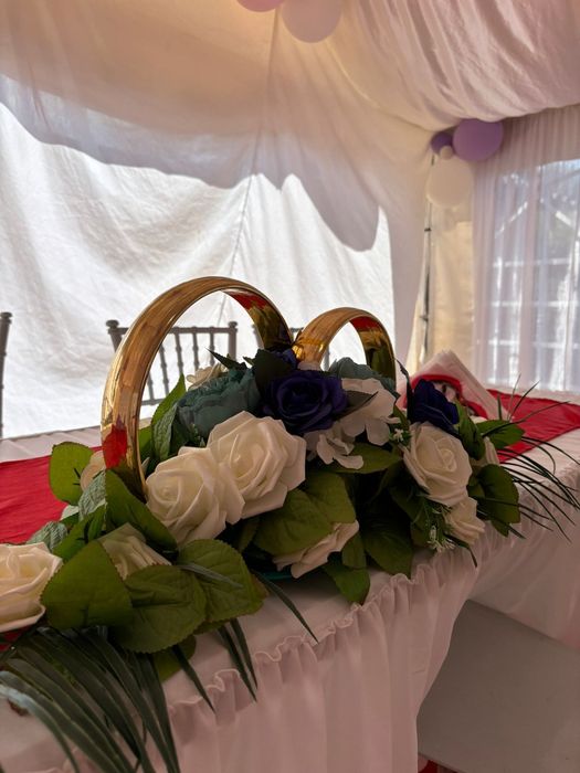 Echipa Pergola Events oferă spre închiriere corturi complet echipate