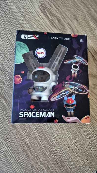 Jucărie zburătoare SPACEMAN